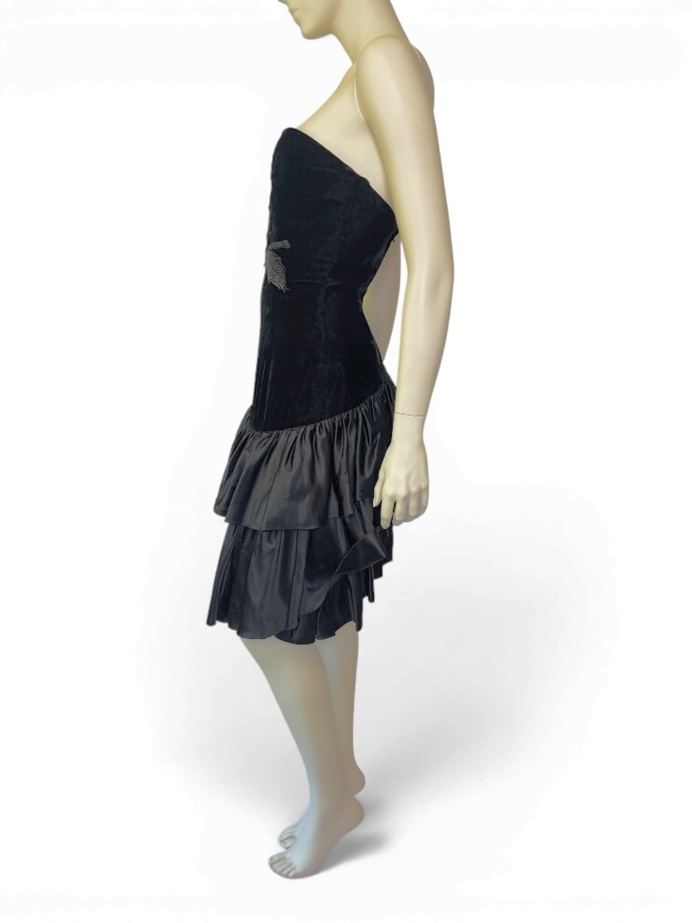 80s Alyce Designs Beaded Black Velvet Party Dress Strapless with Tiered Ruffles - Picture 8 of 13